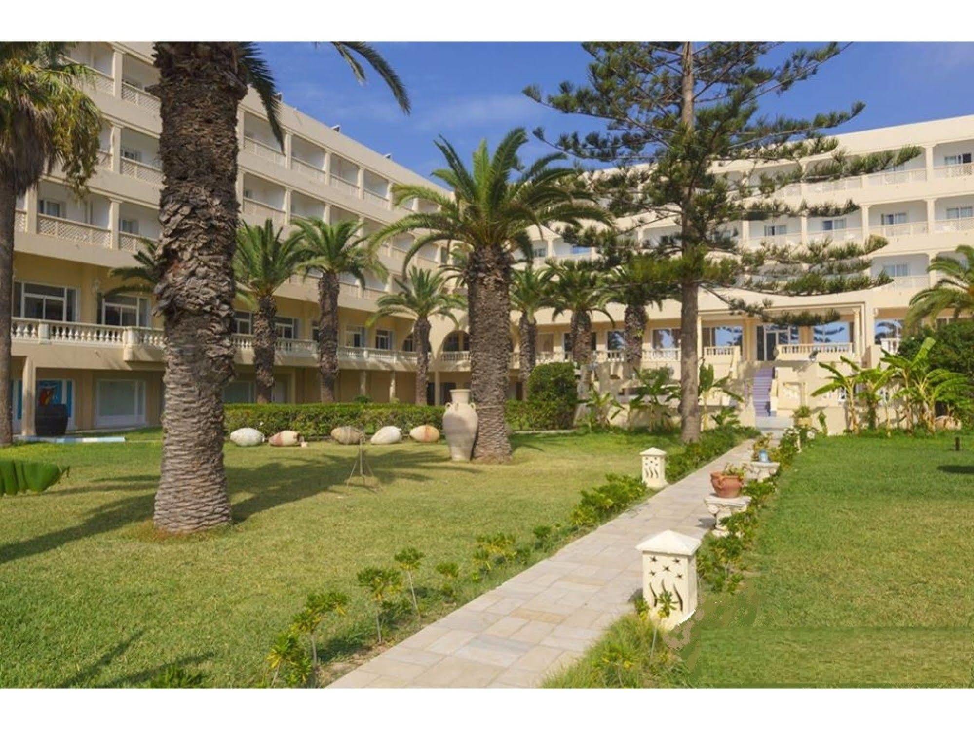 Hotel Les Colombes Hammamet Buitenkant foto