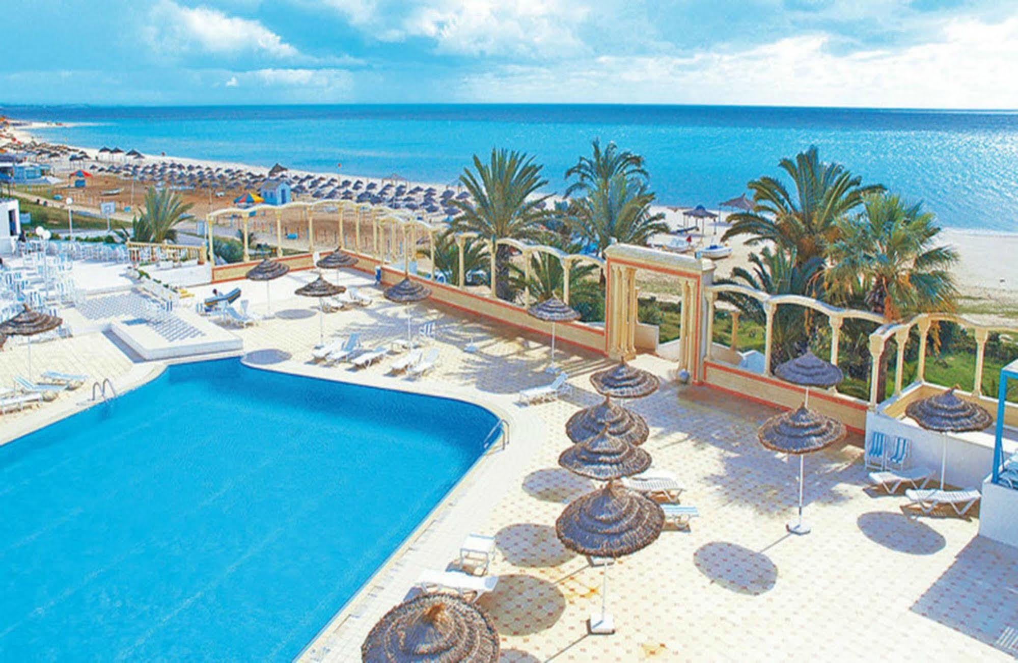Hotel Les Colombes Hammamet Buitenkant foto