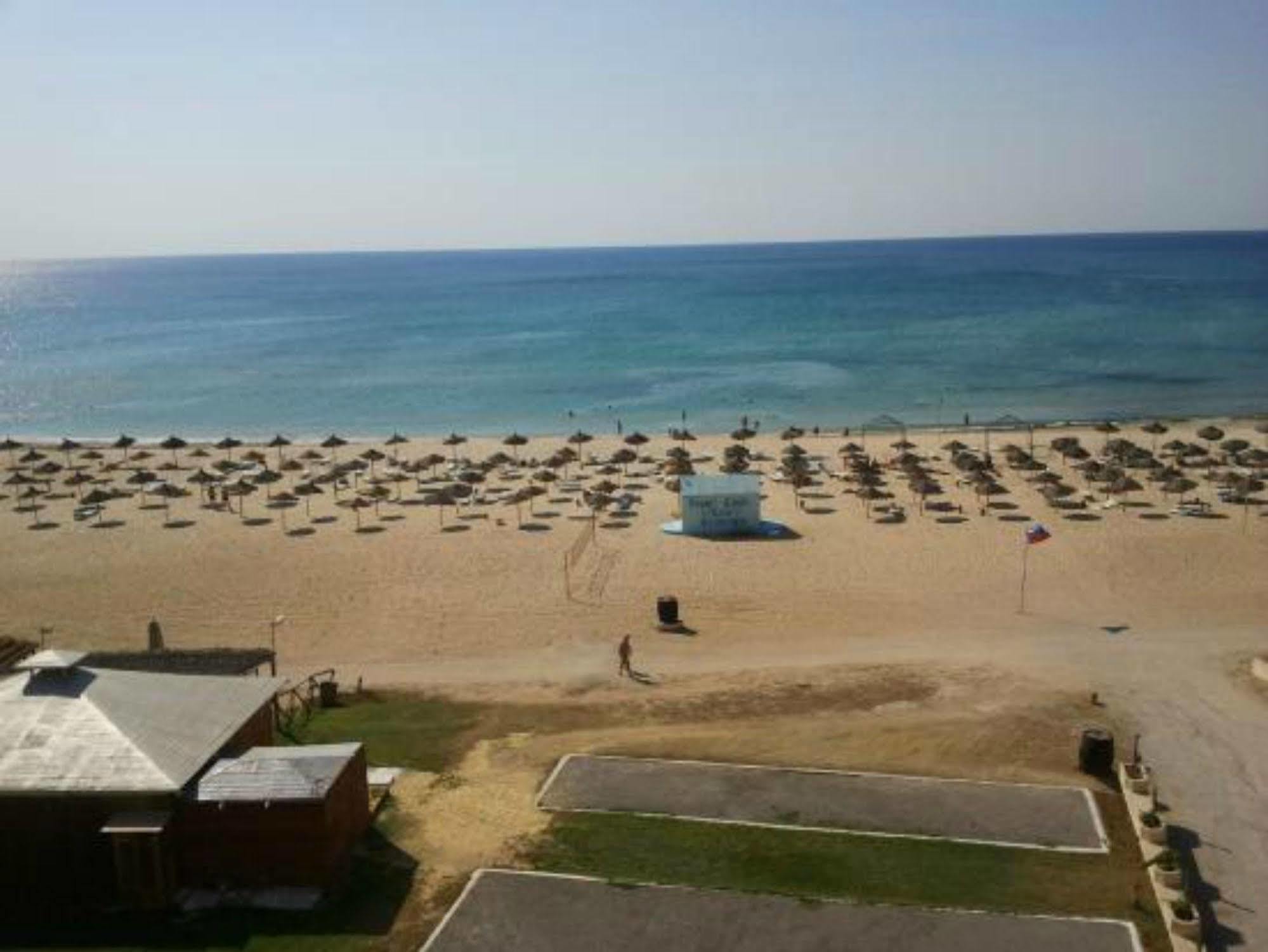 Hotel Les Colombes Hammamet Buitenkant foto