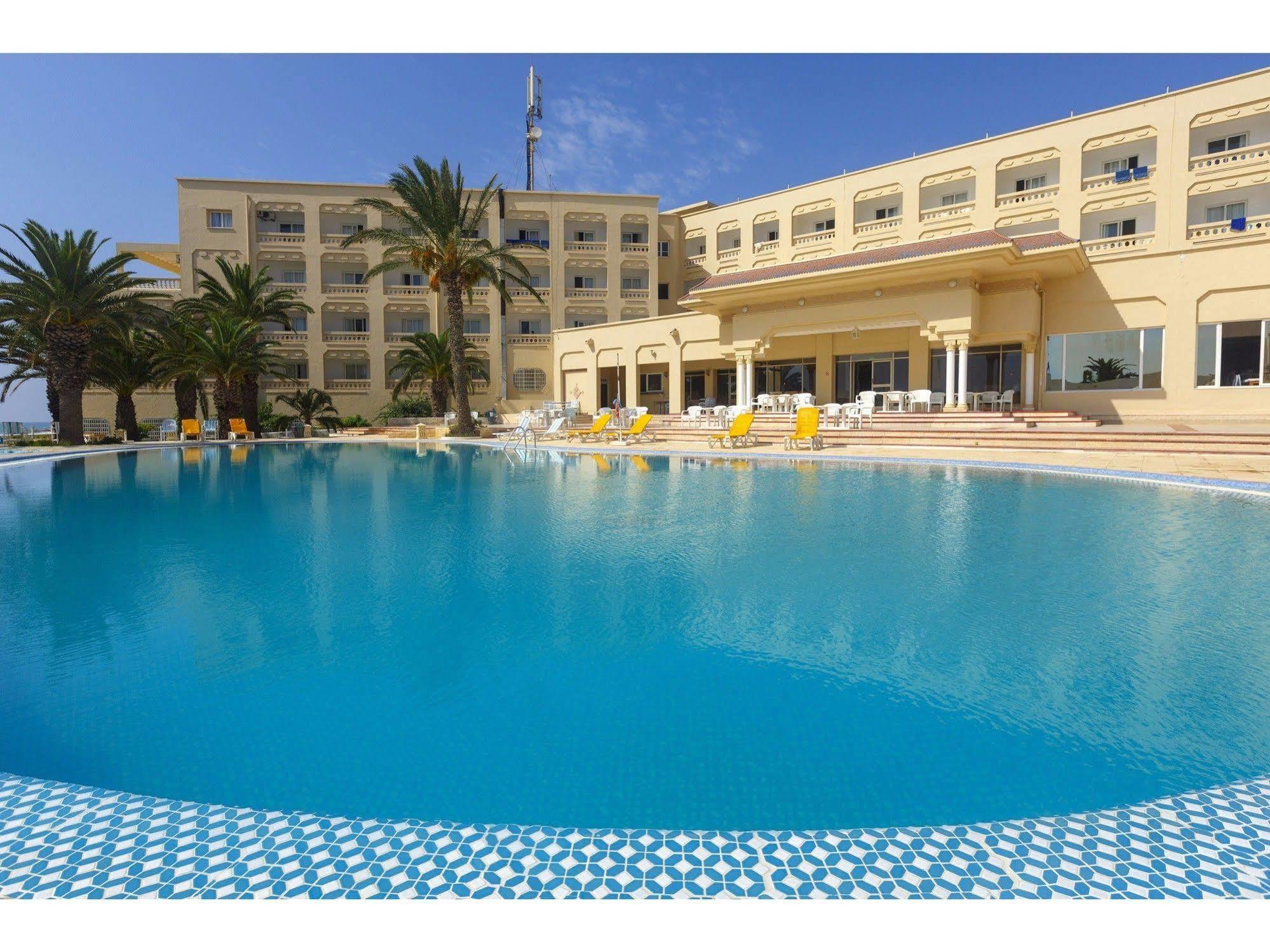 Hotel Les Colombes Hammamet Buitenkant foto